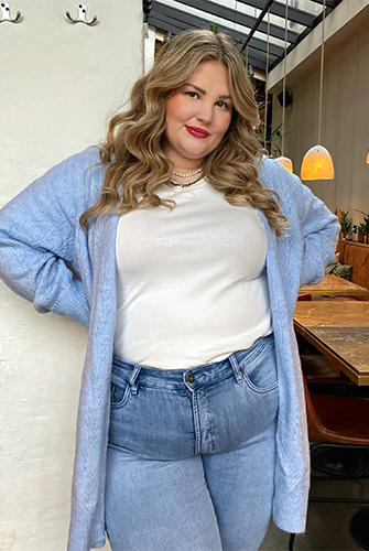 Romy Curvy